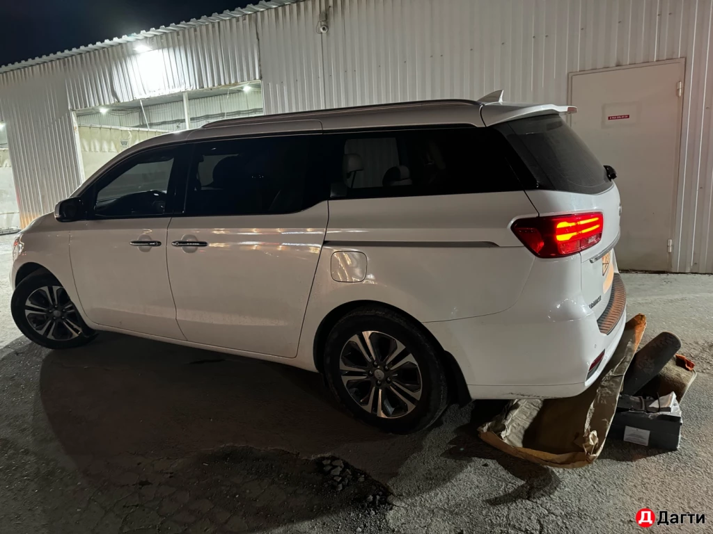 Kia Carnival, 2018 года