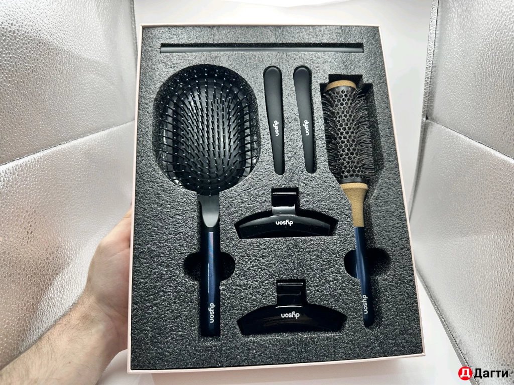 Подарочный набор расчёсок Dyson 7в1