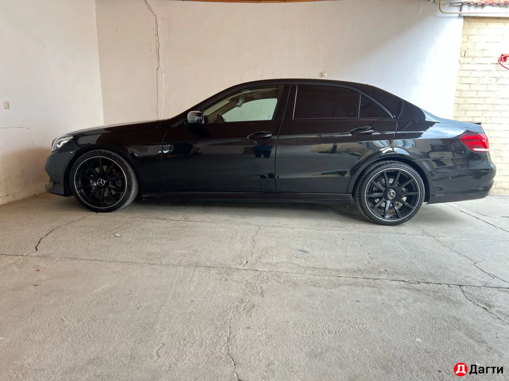 Mercedes-Benz E-Класс, 2014 года