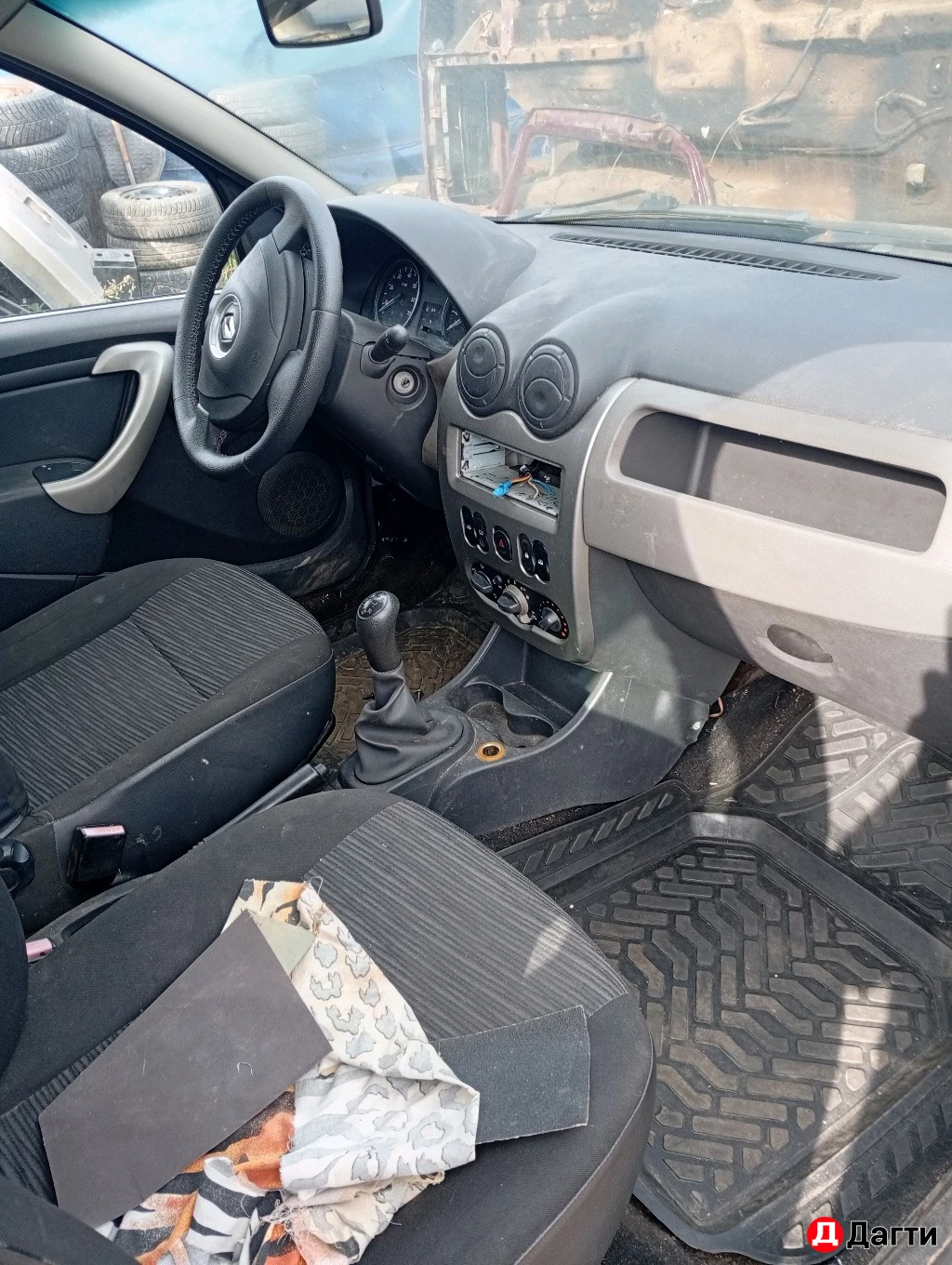 Рено Сандера 1