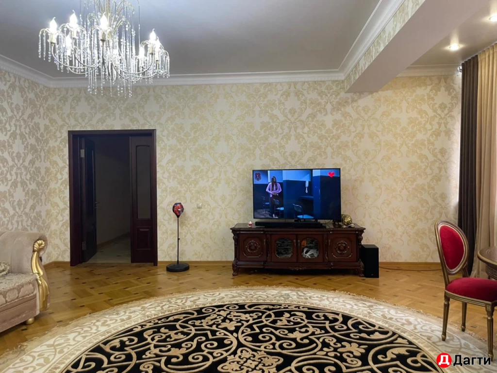 Квартира, 2 комнаты, 100 м², Собственник