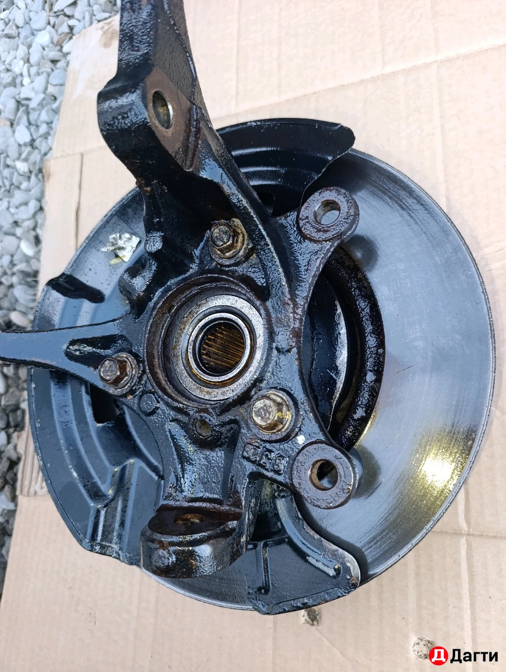 Кулак передний левый Hyundai Elantra 6