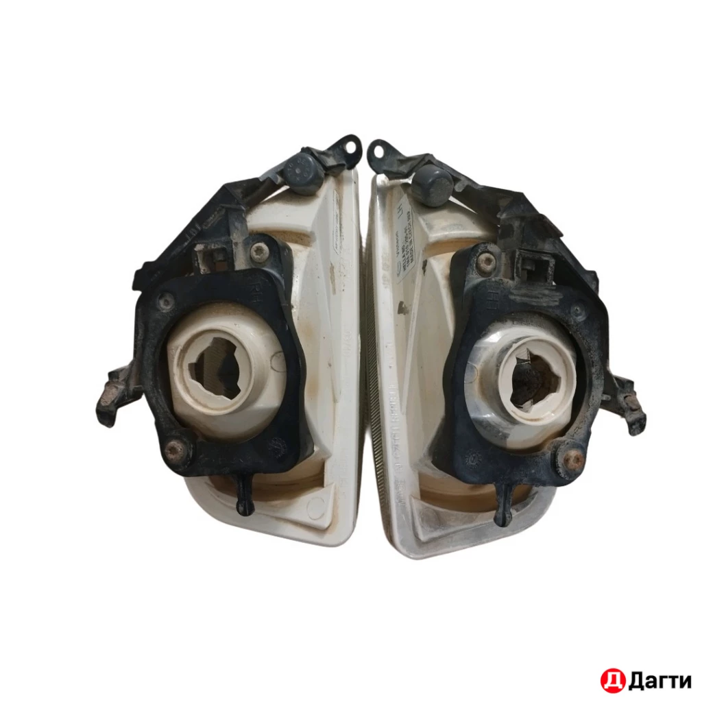 Фары Туманые на Форд Фокус 1 2004г