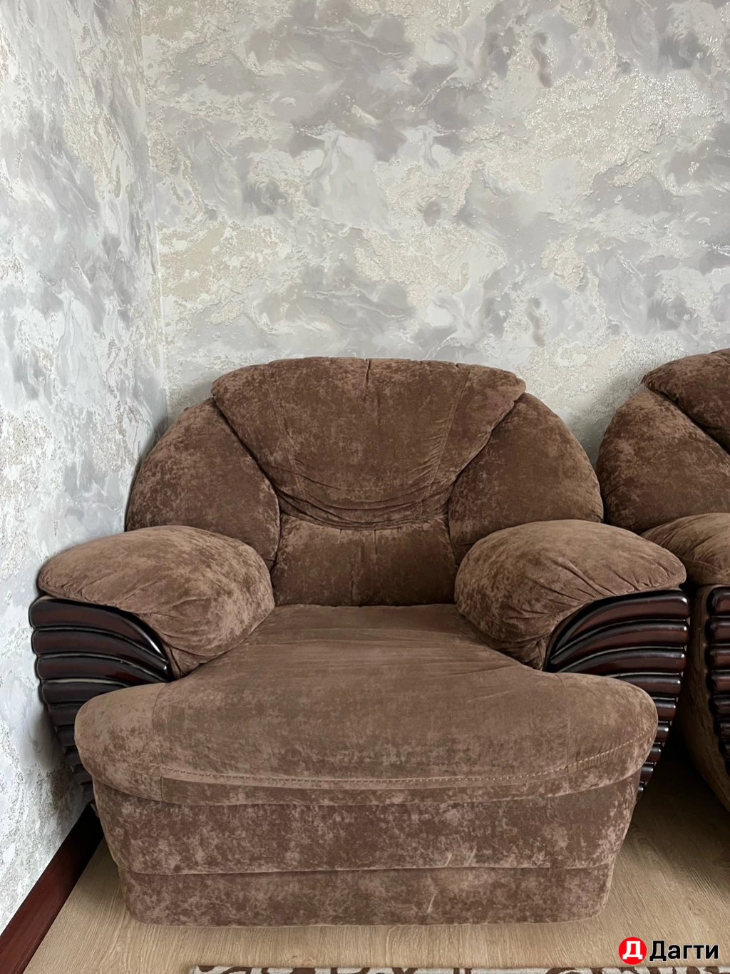 Диван и кресла