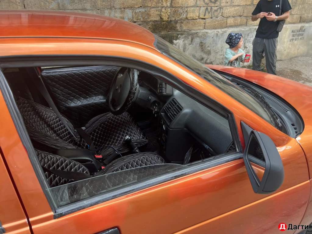 LADA (ВАЗ) 2110, 2002 года