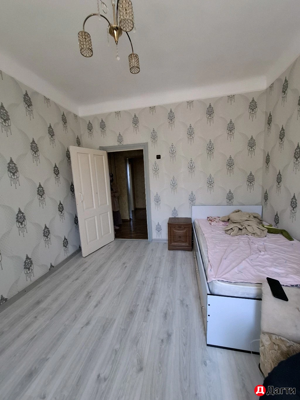 Квартира, 3 комнаты, 72 м², Агент
