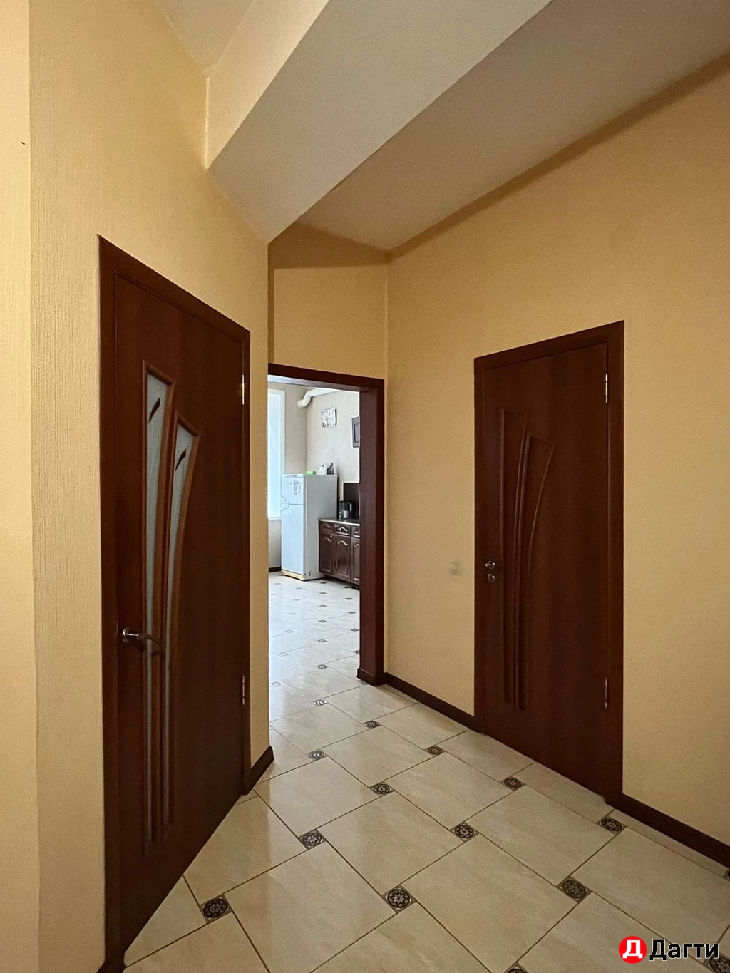 Квартира, 2 комнаты, 67 м², Собственник