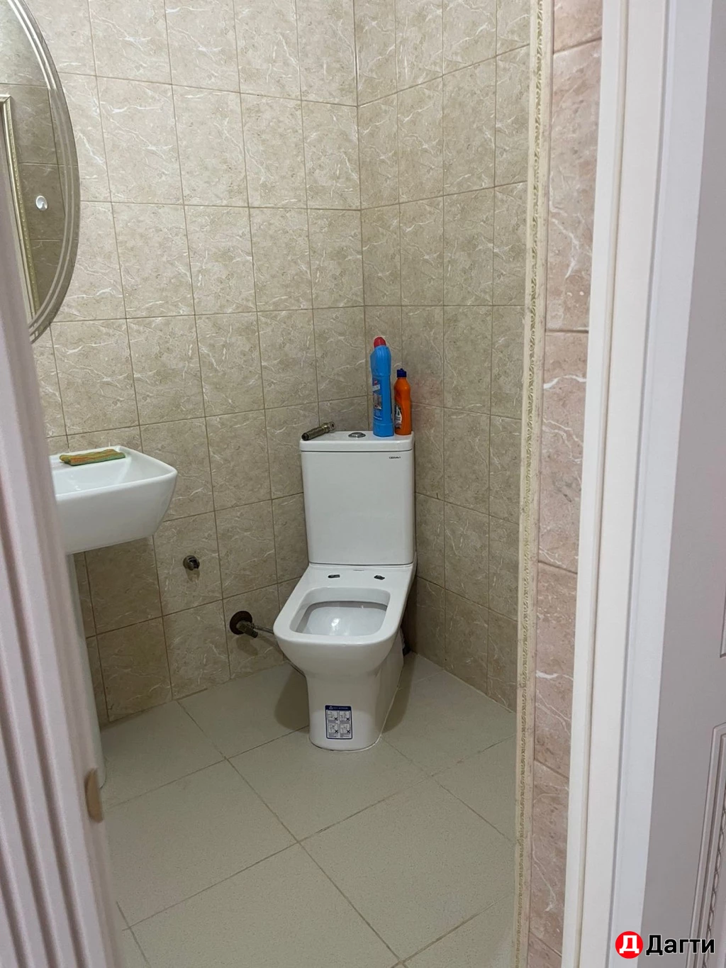 Квартира, 2 комнаты, 75 м²