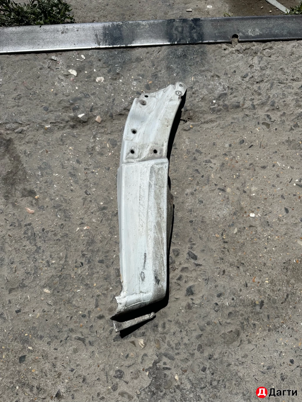 Арка переднего правого крыла Mercedes  Sprinter