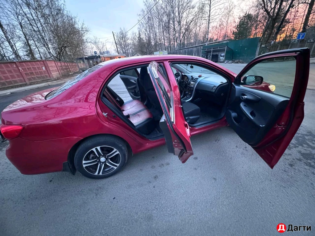 Toyota Corolla, 2013 года