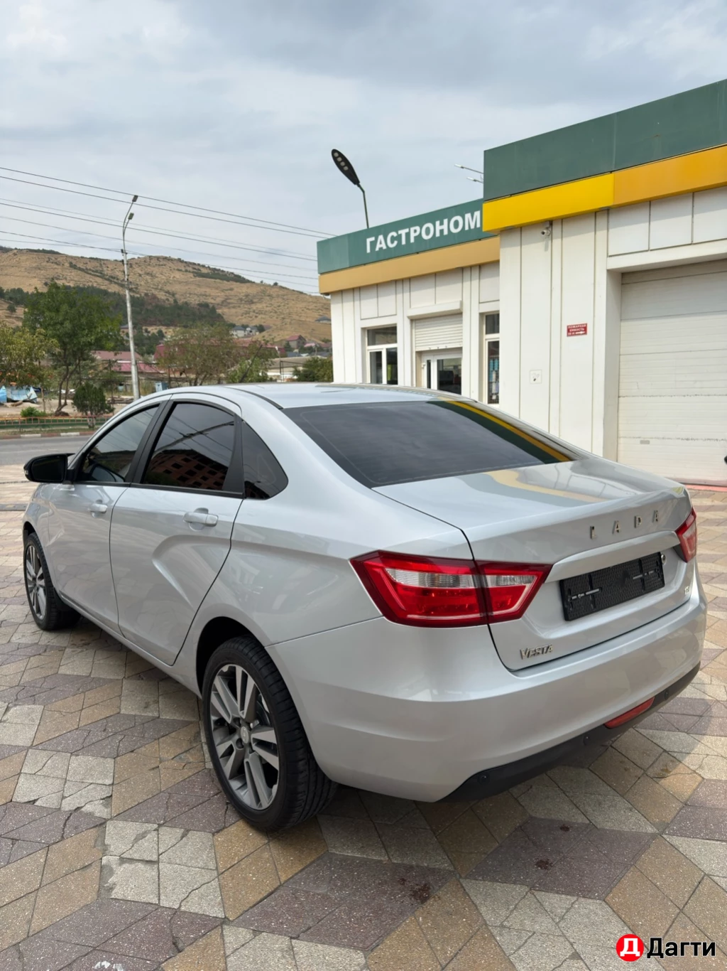 LADA (ВАЗ) Vesta, 2017 года