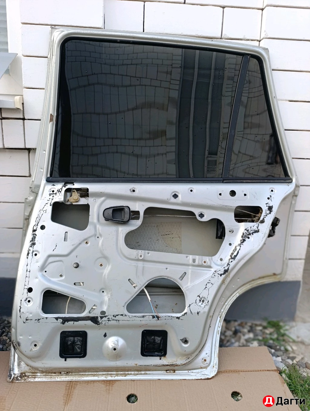 Двери на Daewoo Nexsia N100 N150