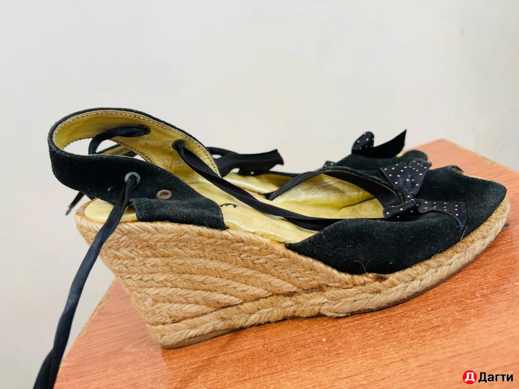 Босоножки «Charly fox»(бесплатно)