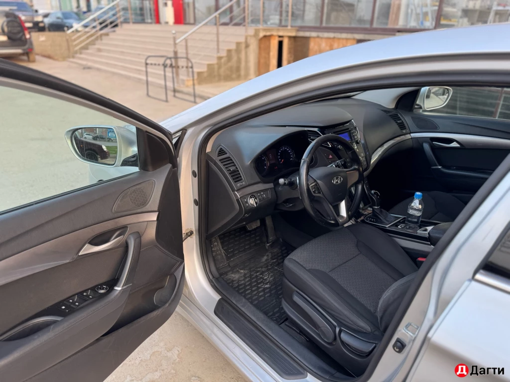 Hyundai i40, 2013 года