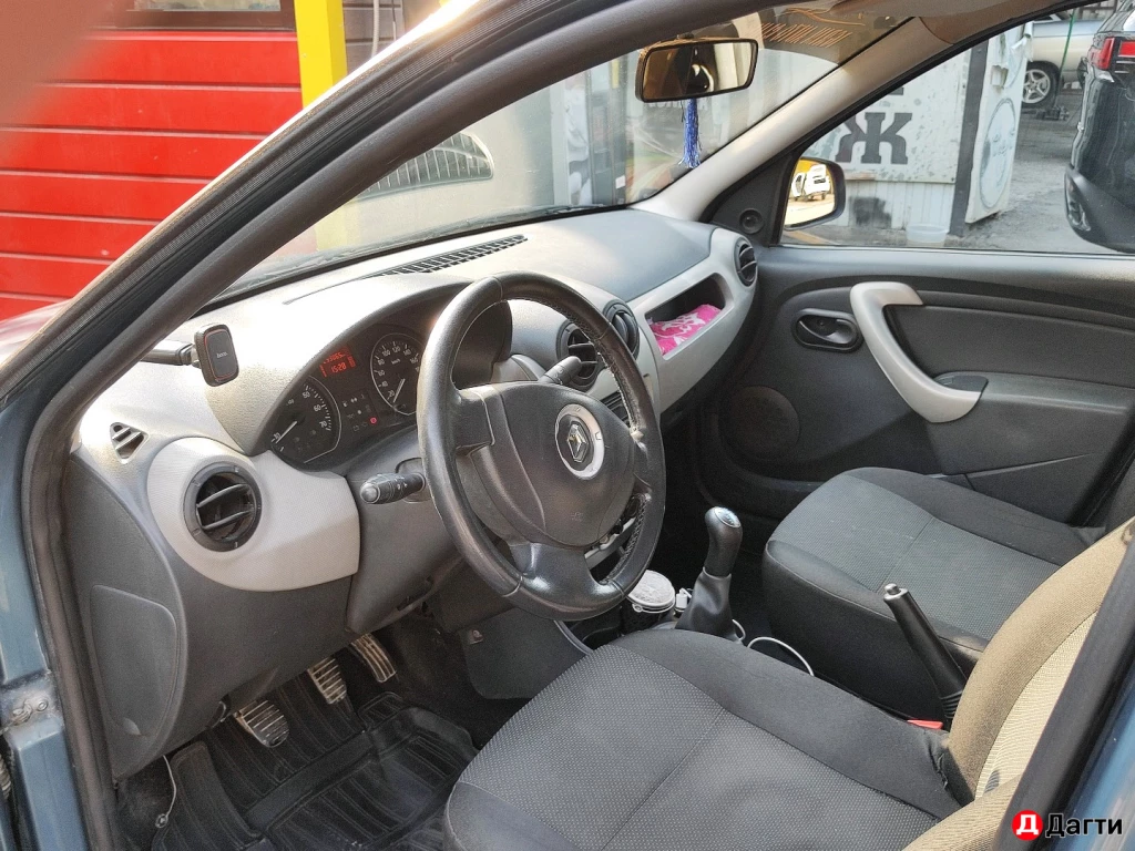 Renault Logan, 2010 года