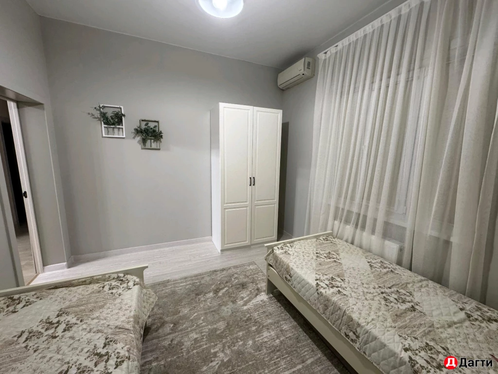 Дом, Поселения (ИЖС), 4.5 сот