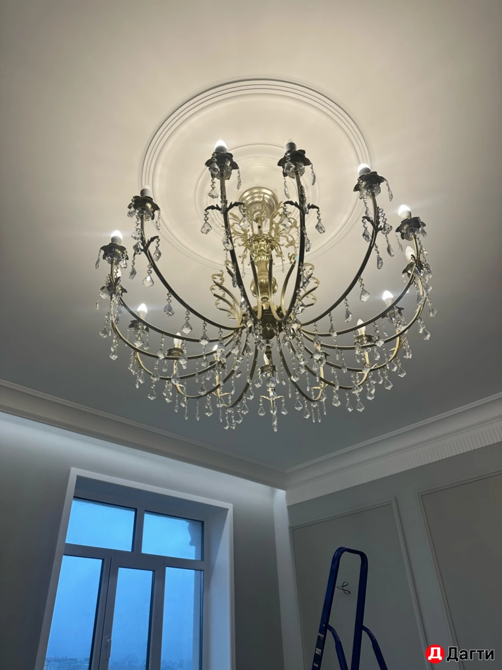 Установка карнизов для штор