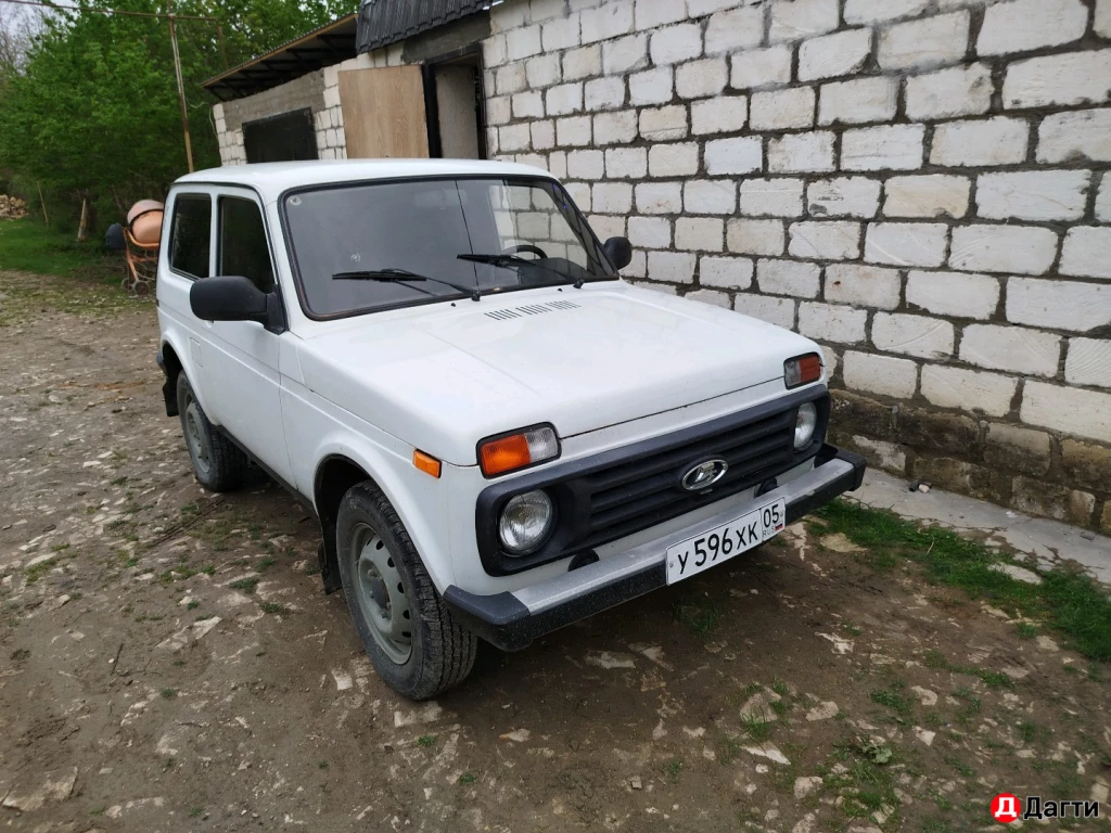 LADA (ВАЗ) Niva, 2010 года
