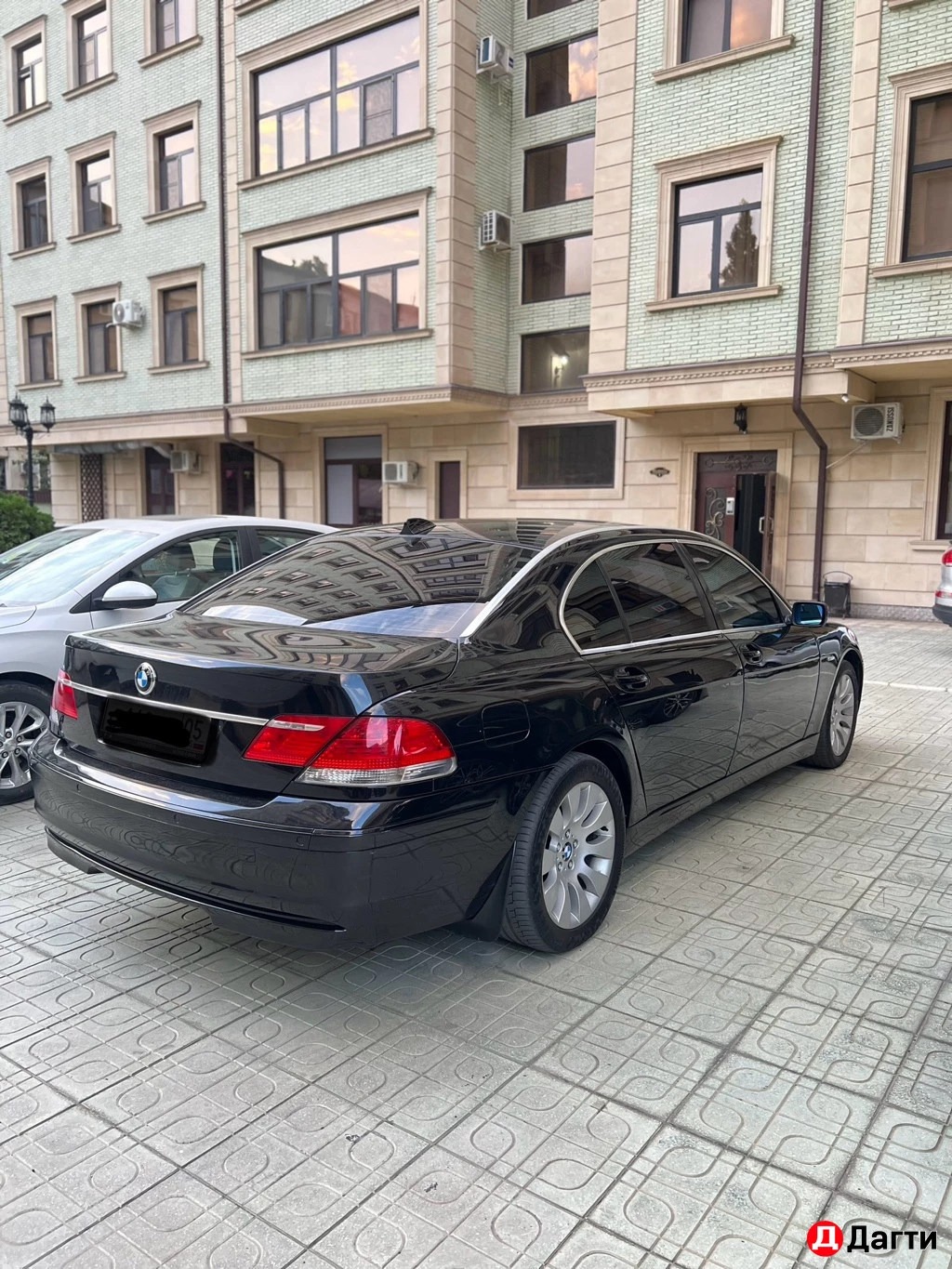 BMW 7 серии, 2008 года