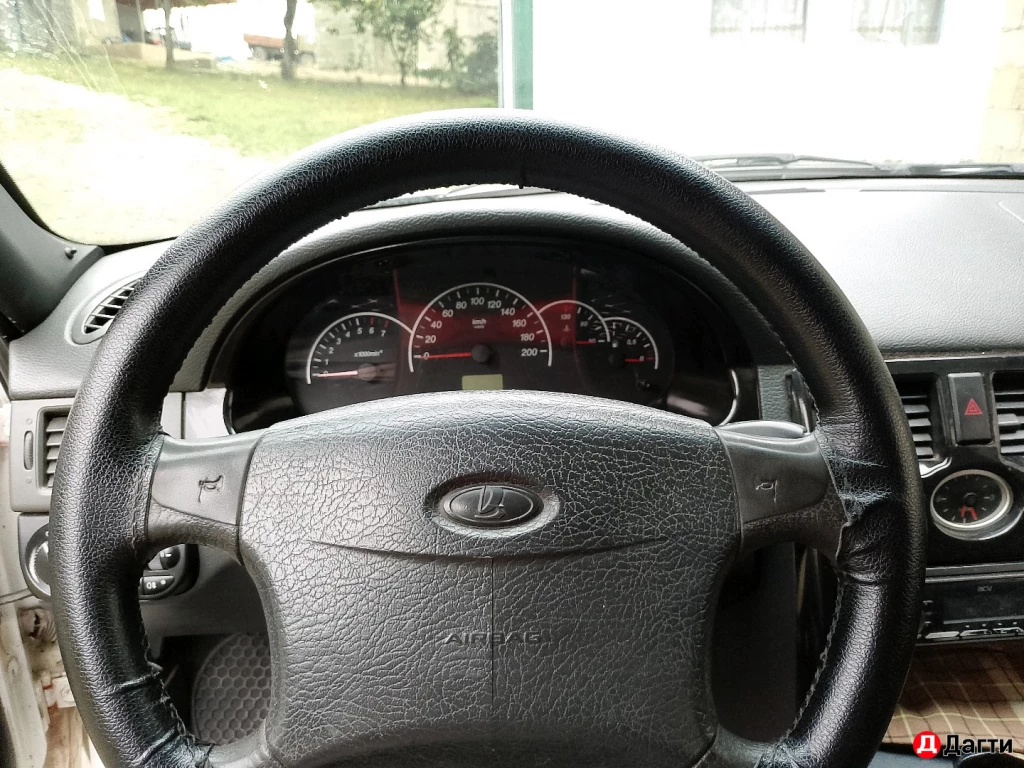 LADA (ВАЗ) Priora, 2012 года