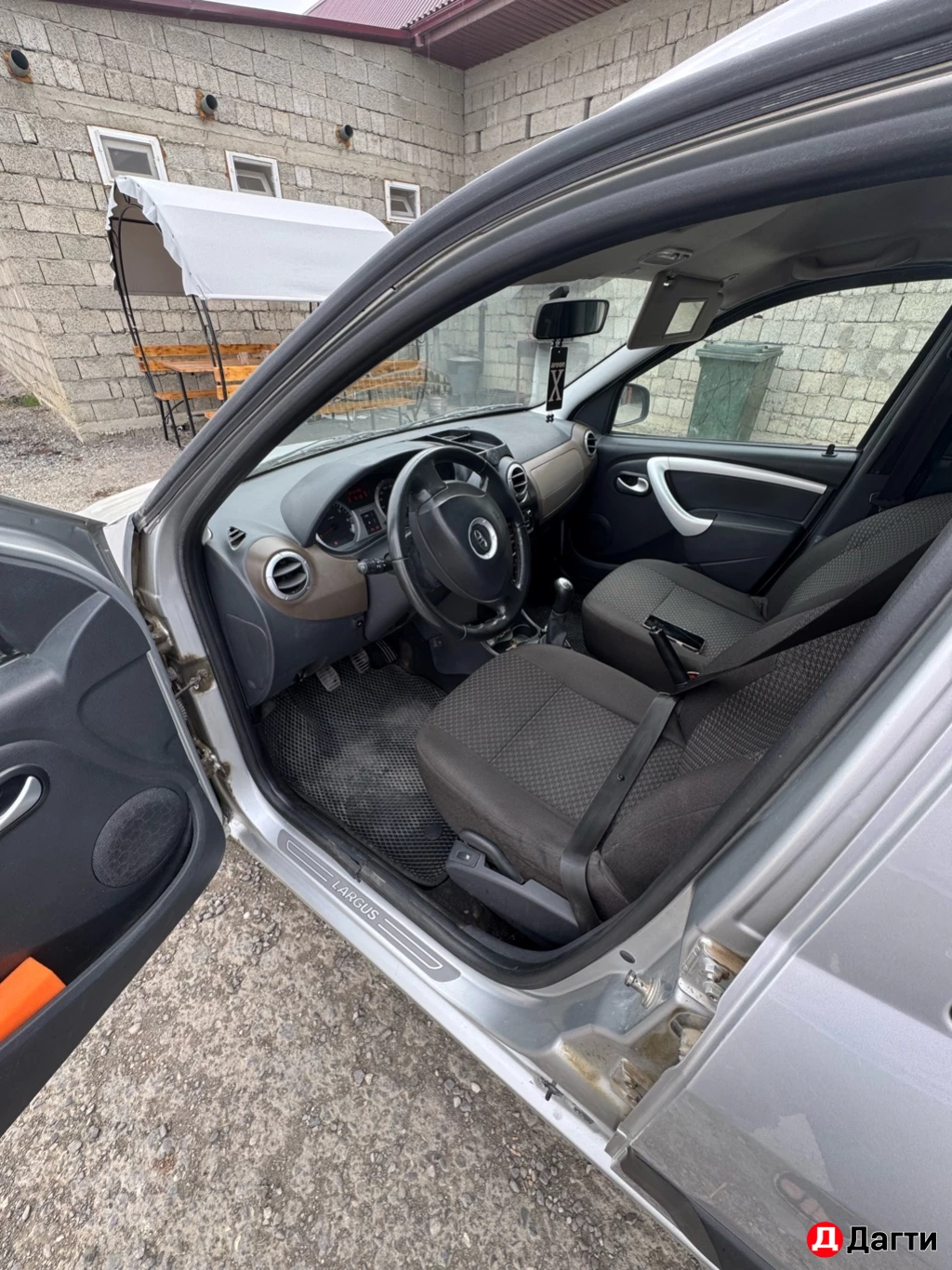 LADA (ВАЗ) Largus, 2017 года