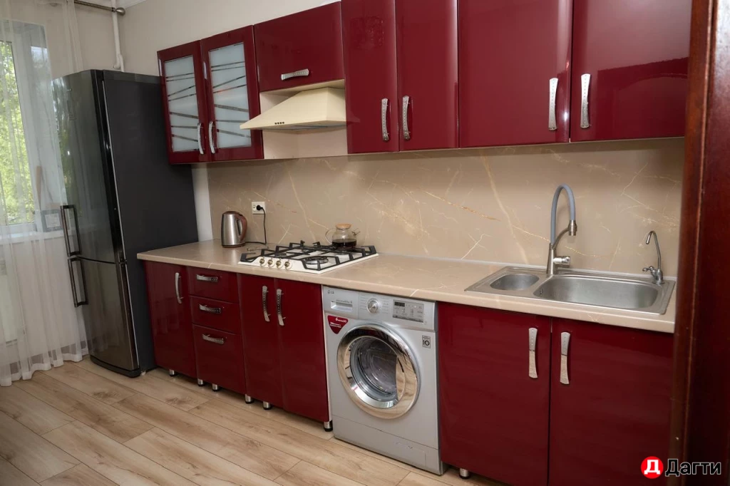 Квартира, 3 комнаты, 76 м², Собственник