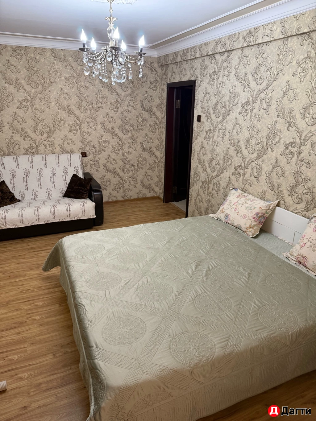 Квартира, 2 комнаты, 72 м², Собственник