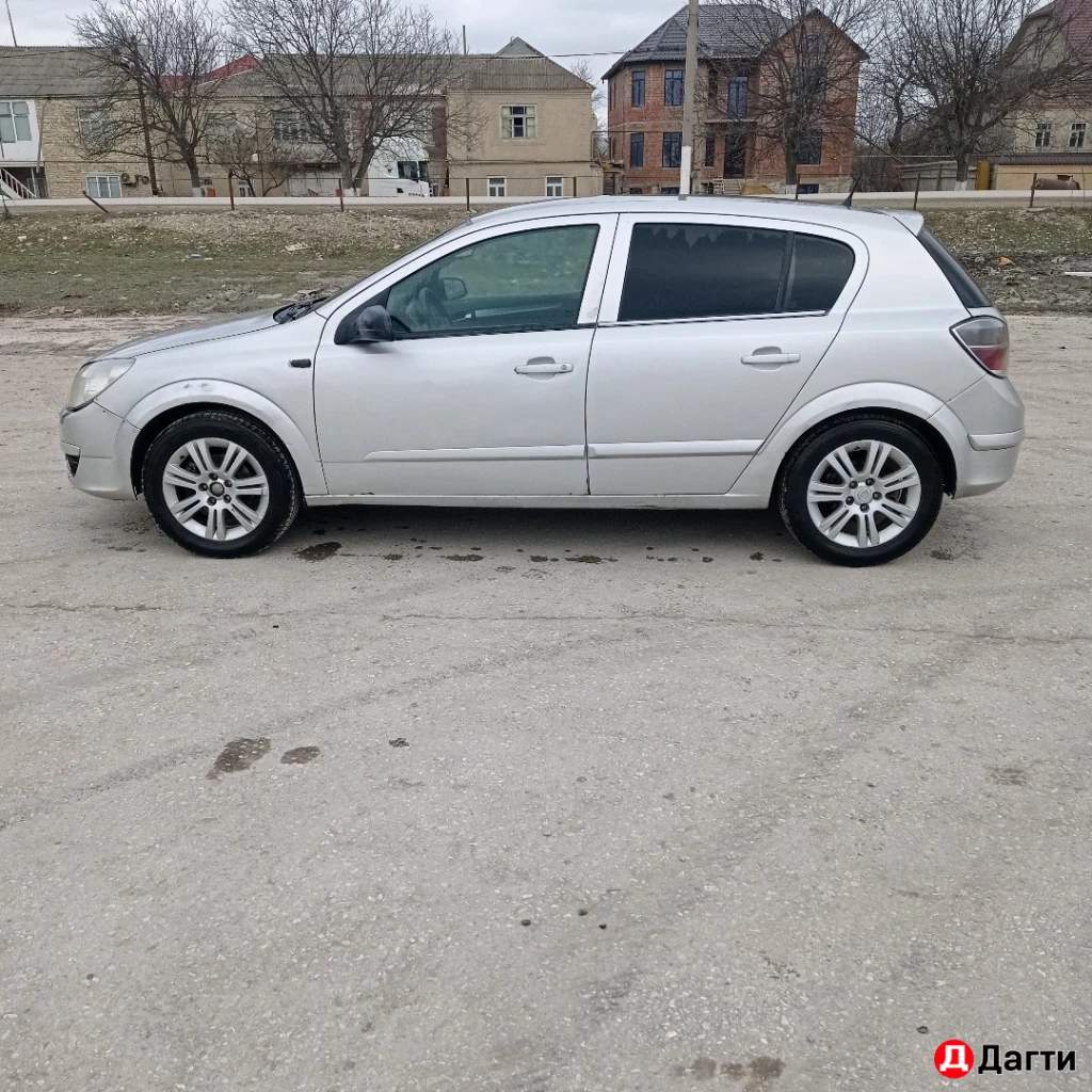 Opel Astra, 2008 года