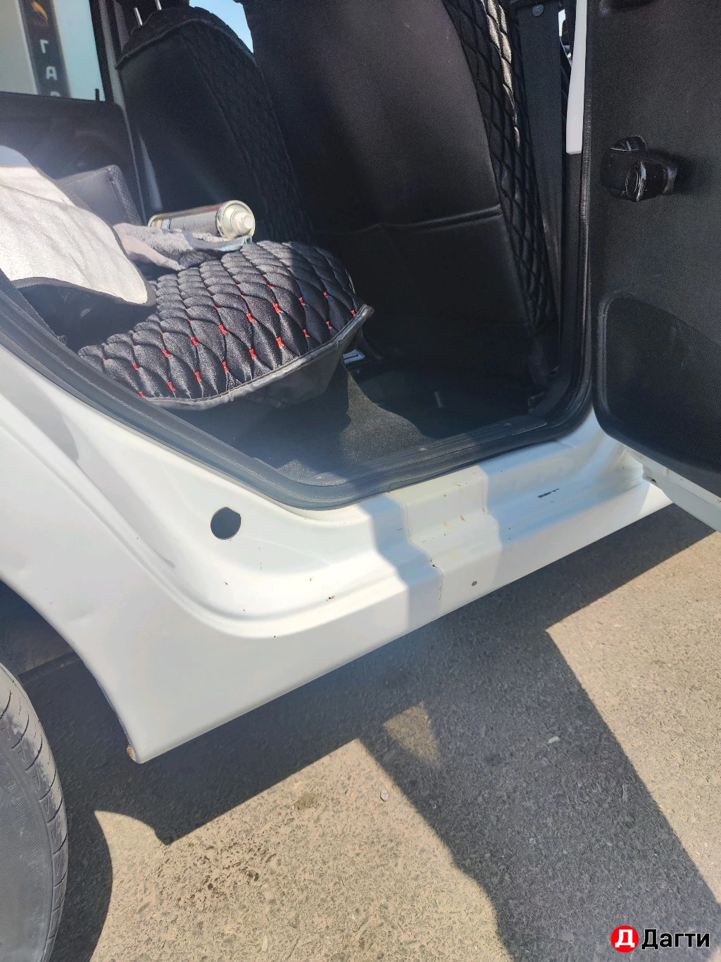 LADA (ВАЗ) 2111, 2013 года