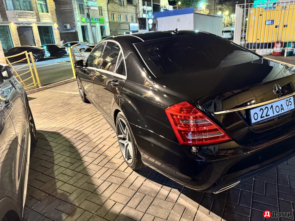 Mercedes-Benz S-Класс, 2010 года