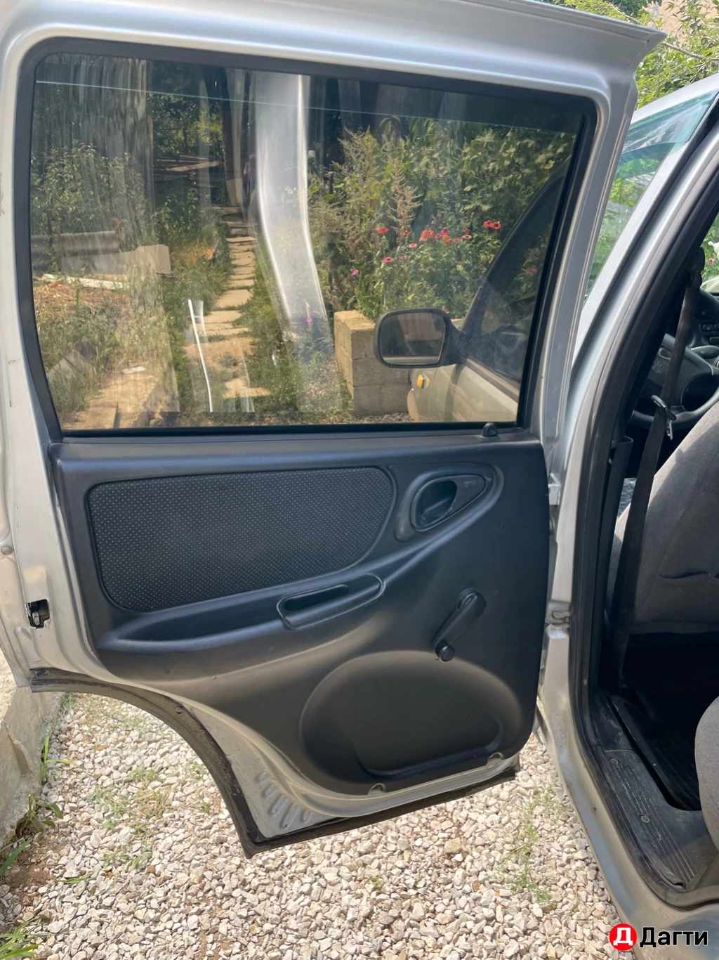 Chevrolet Niva, 2005 года