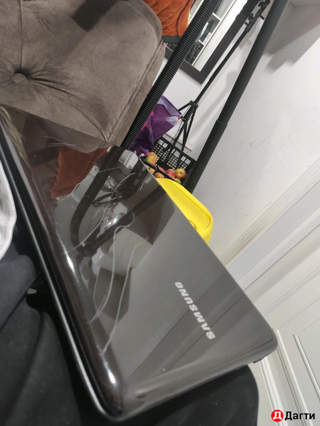 Ноутбук шустрый Самсунг