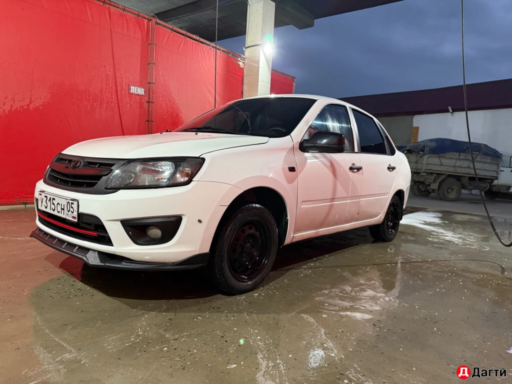 LADA (ВАЗ) Granta, 2012 года