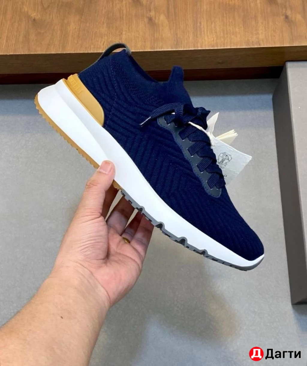 Мужские кроссовки от бренда Brunello Cucinelli