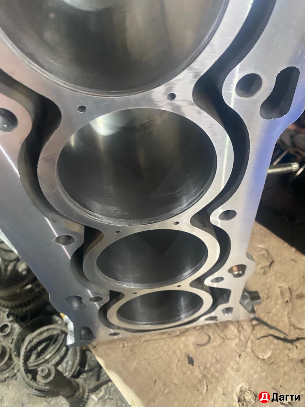 Двигатель Камри 2.5 2AR