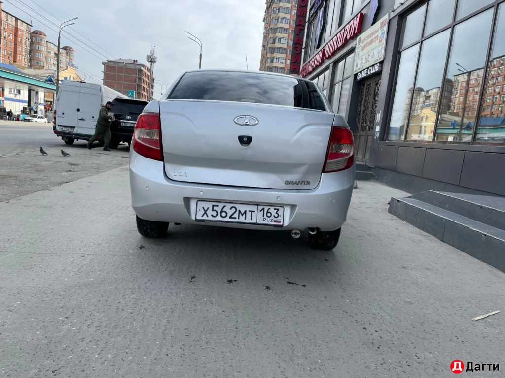 LADA (ВАЗ) Granta, 2013 года