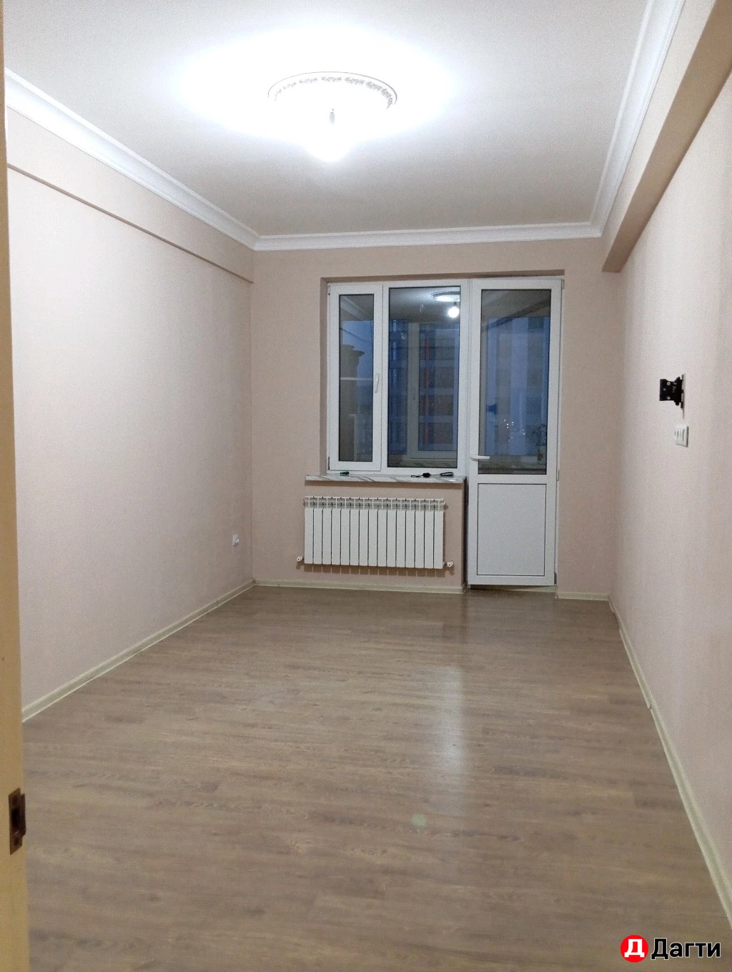 Квартира, 2 комнаты, 75 м²