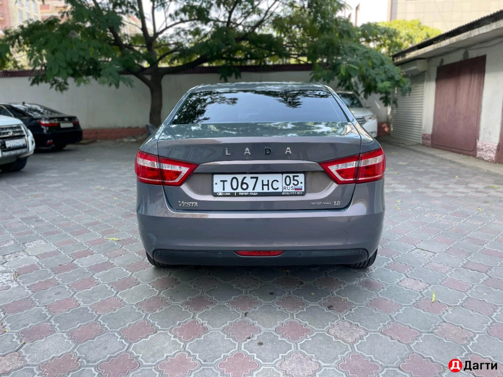 LADA (ВАЗ) Vesta, 2017 года