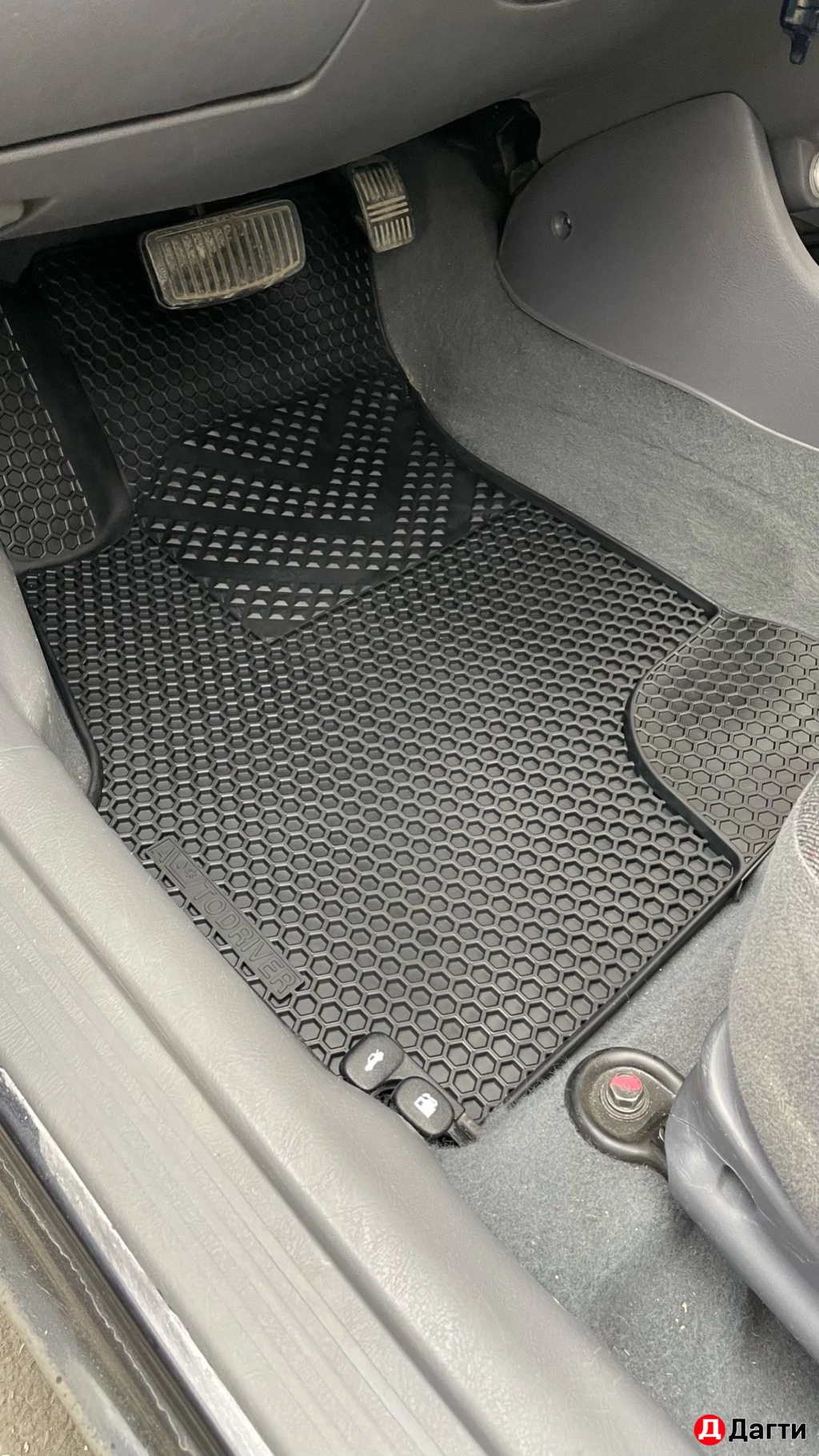 Коврики в авто соты