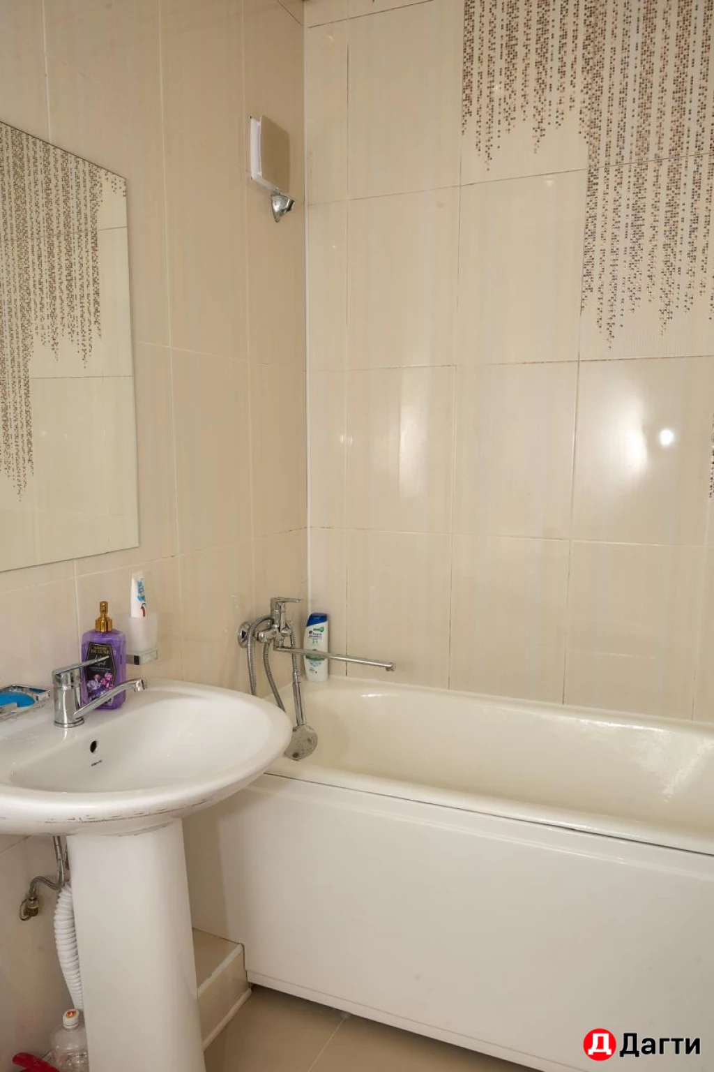 Квартира, 3 комнаты, 76 м², Собственник