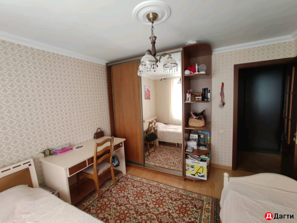 Квартира, 3 комнаты, 70 м², Агент