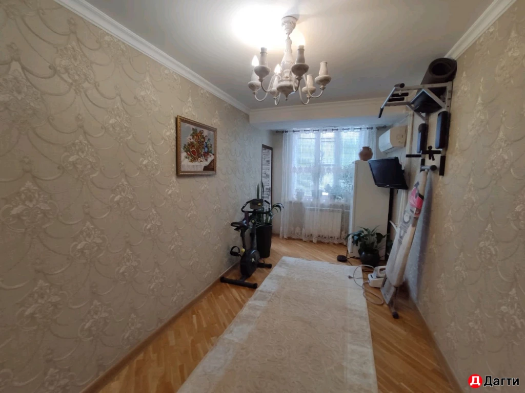 Квартира, 3 комнаты, 70 м², Агент