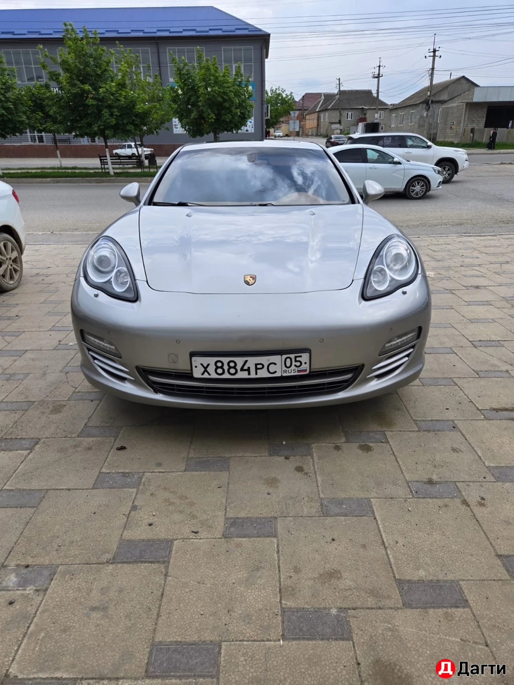 Porsche Panamera, 2010 года