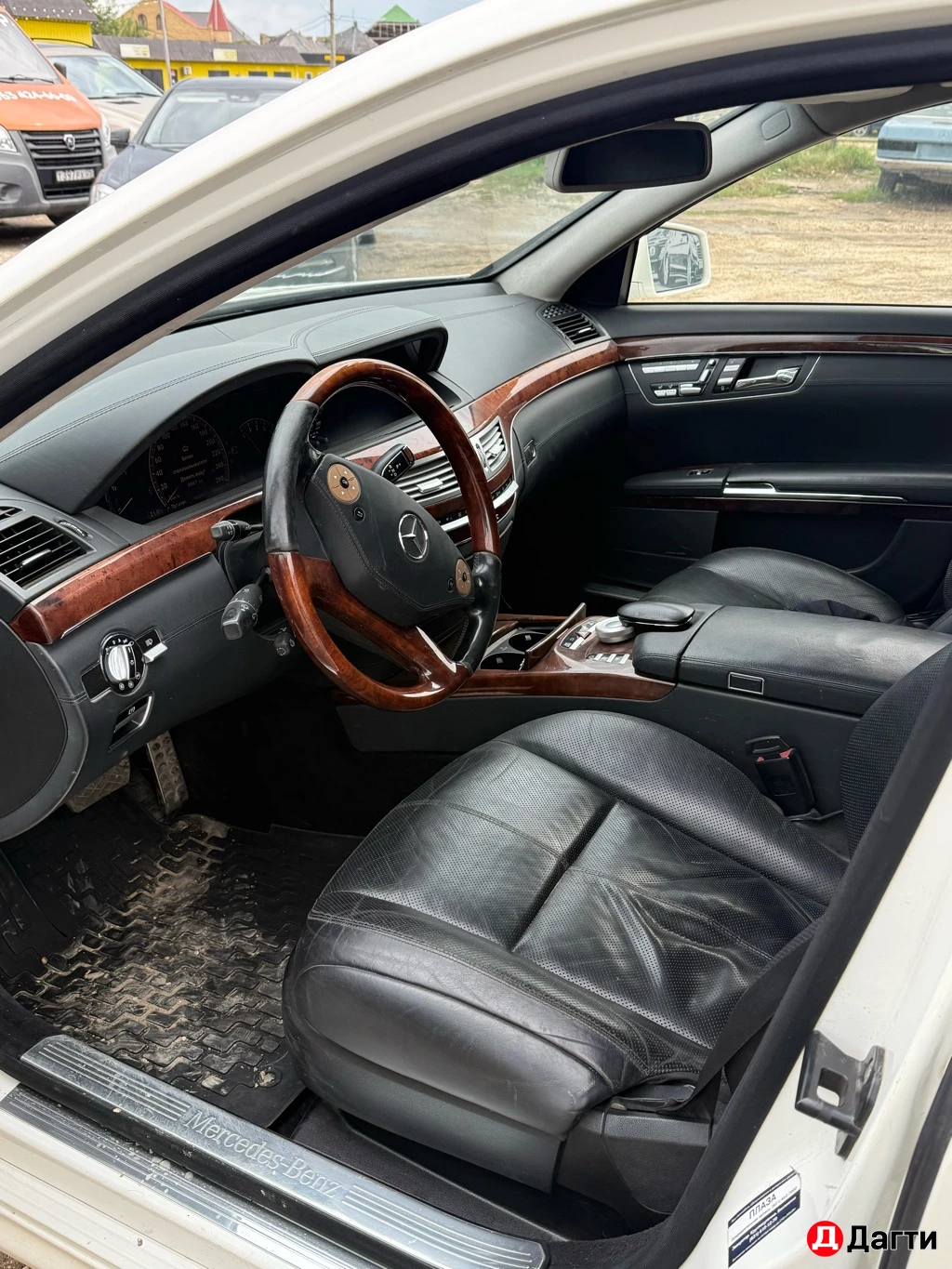 Mercedes-Benz S-Класс, 2009 года