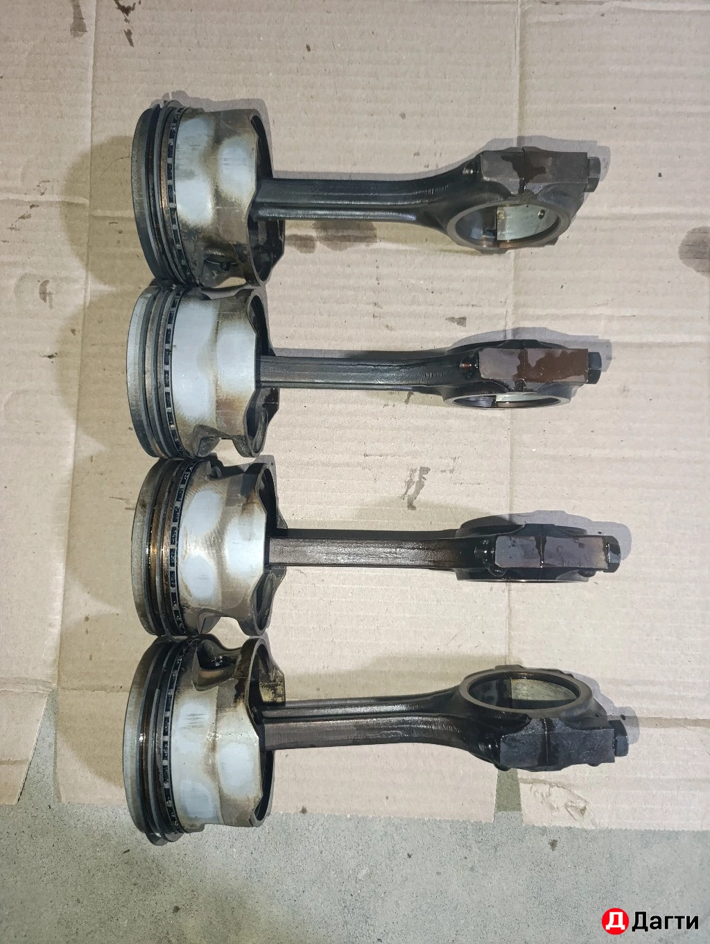 Поршень с шатуном на Nexsia Lanos