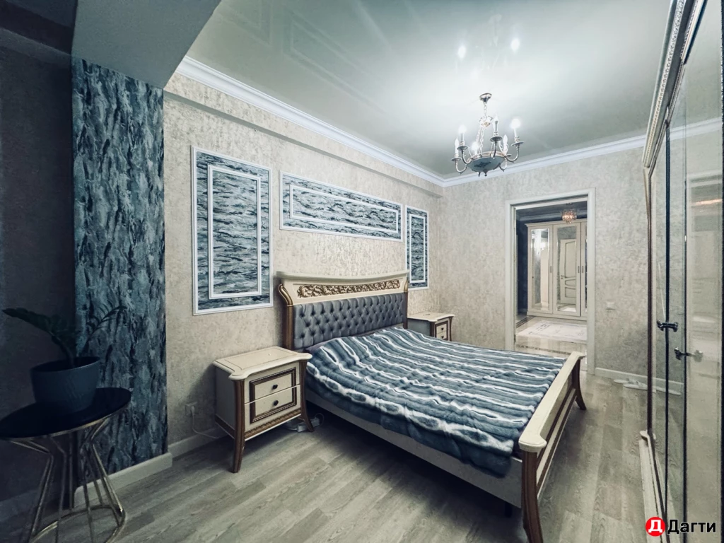 Квартира, 3 комнаты, 120 м², Агент