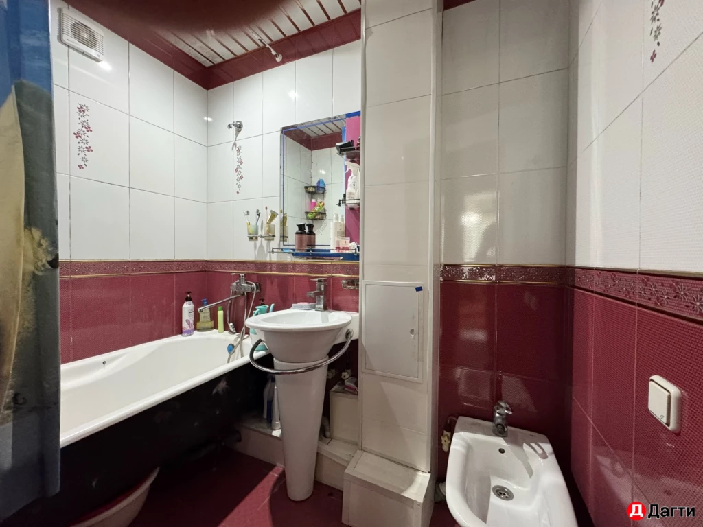 Квартира, 3 комнаты, 85 м², Агент