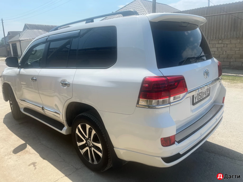 Toyota Land Cruiser, 2015 года