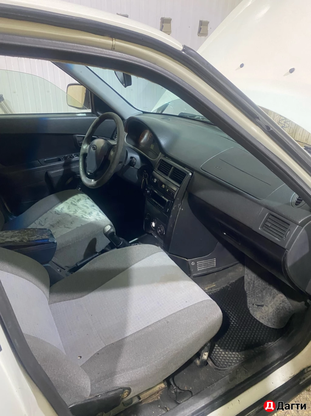 LADA (ВАЗ) Priora, 11 года