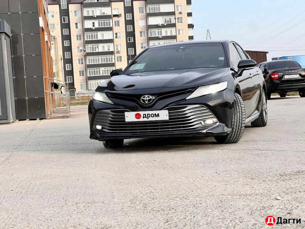 Toyota Camry, 2020 года